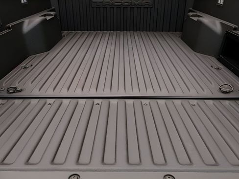 Certified 2026 Toyota Tacoma Limited AWD/4WD image 15