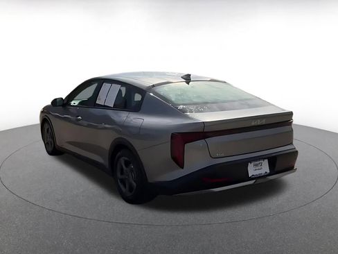 Used 2025 Kia K4 LXS image 10