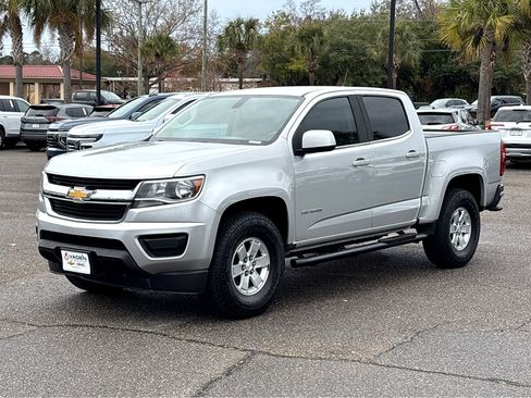 Used 2019 Chevrolet Colorado W/T w/ WT Convenience Package image 3