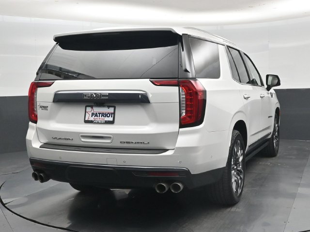 Used 2023 GMC Yukon Denali Ultimate AWD/4WD image 2