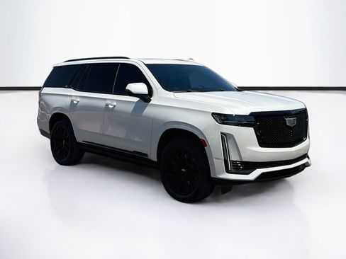 Used 2022 Cadillac Escalade Sport Platinum AWD/4WD image 3