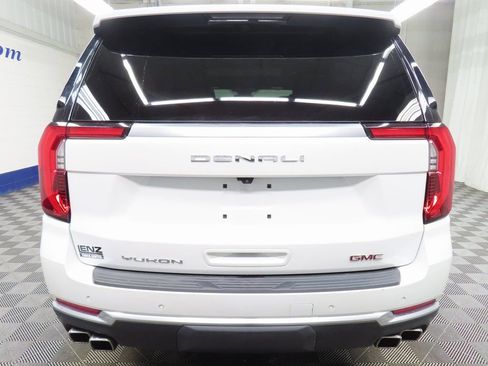 Used 2025 GMC Yukon Denali w/ Sun & Power Step Package image 40