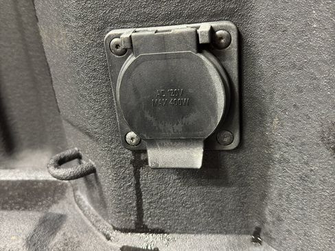 Used 2022 GMC Sierra 1500 AT4 w/ Sierra Safety Plus Package image 26