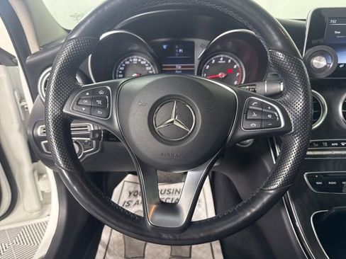 Used 2017 Mercedes-Benz C 300 4MATIC Sedan image 33