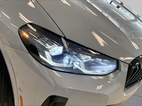 Used 2023 BMW X3 sDrive30i w/ M Sport Package RWD image 26