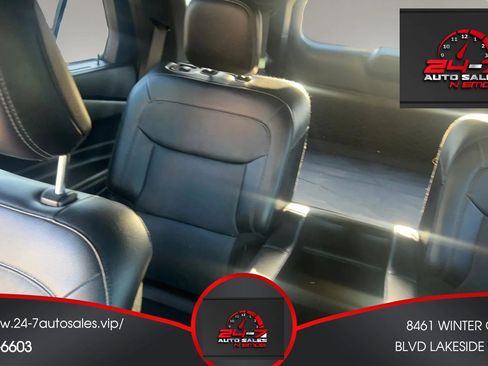 Used 2020 Ford Explorer Limited image 29