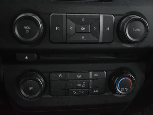 Used 2016 Ford F150 XL w/ Equipment Group 101A Mid AWD/4WD image 21