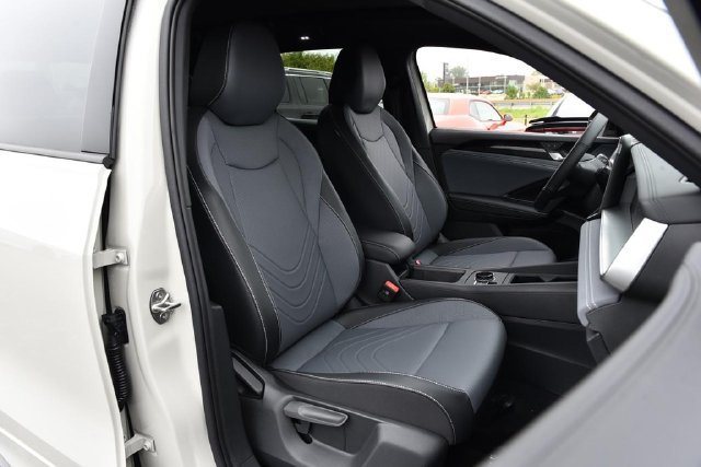 New 2026 Volkswagen Tiguan SE R-Line AWD/4WD image 20