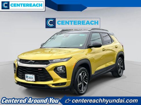 Used 2023 Chevrolet TrailBlazer RS w/ Convenience Package AWD/4WD image 1