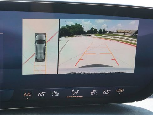 Used 2026 Buick Enclave Sport Touring FWD image 13