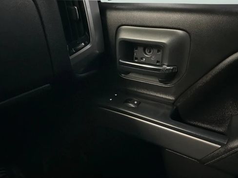 Used 2015 Chevrolet Silverado 1500 LT w/ LT Convenience Package RWD image 16