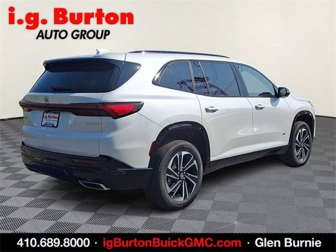 New 2025 Buick Enclave Sport Touring w/ Power Package image 4