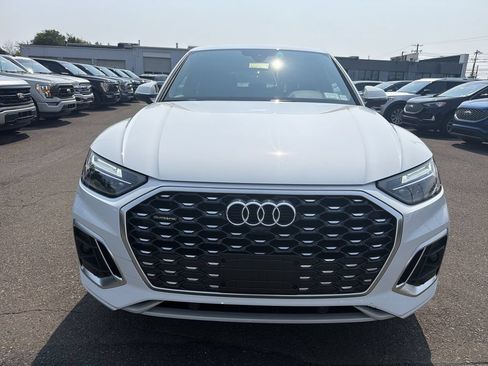 Used 2023 Audi Q5 2.0T Premium w/ Convenience Package AWD/4WD image 8