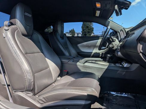 Used 2010 Chevrolet Camaro SS w/ RS Package RWD image 6