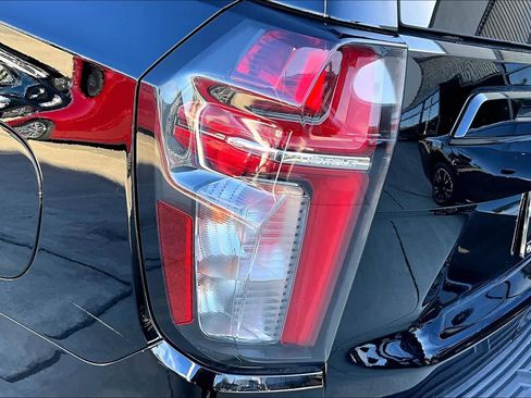 Used 2023 Chevrolet Tahoe RST w/ Luxury Package image 28