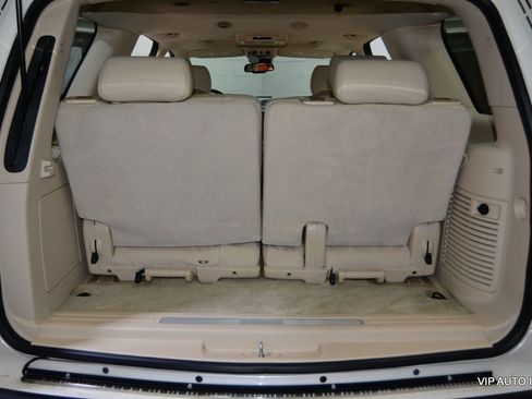 Used 2007 Cadillac Escalade AWD w/ Information Package image 36