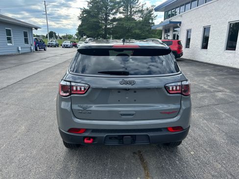Used 2022 Jeep Compass Trailhawk w/ Trailer Tow Group AWD/4WD image 4