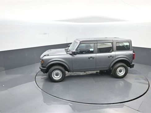 New 2025 Ford Bronco 4-Door image 21