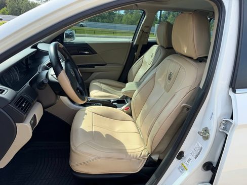 Used 2014 Honda Accord EX-L image 10