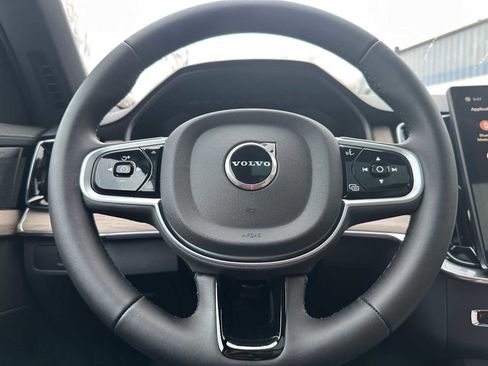 New 2026 Volvo XC90 B6 Plus w/ Protection Package Premier image 25