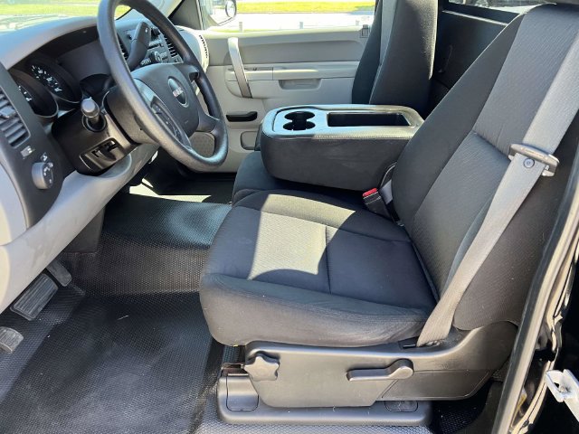 Used 2010 GMC Sierra 1500 W/T w/ Work Truck Preferred Package RWD image 16