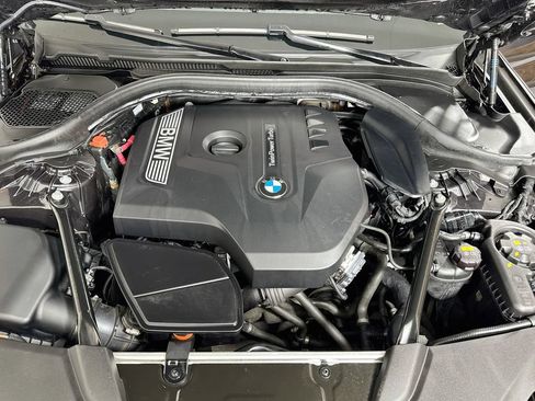 Used 2017 BMW 530i xDrive AWD/4WD image 17