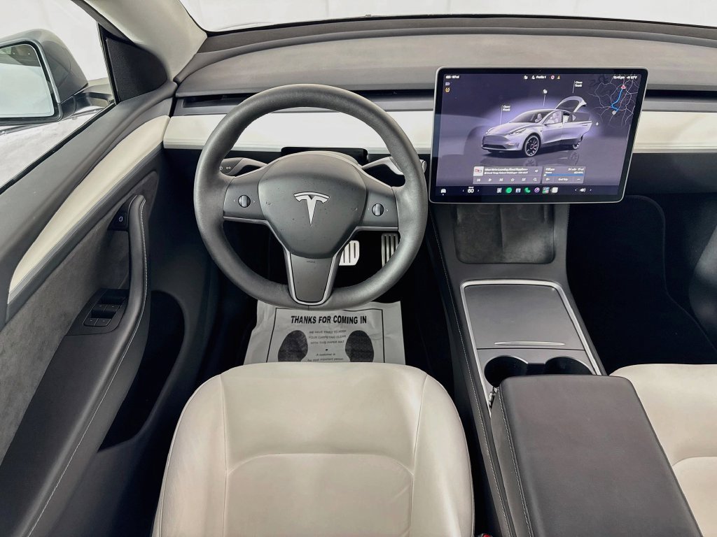 Used 2024 Tesla Model Y Performance AWD/4WD image 28
