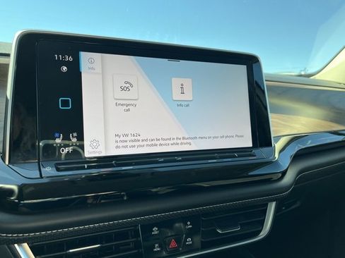 Used 2024 Volkswagen Atlas SE image 41