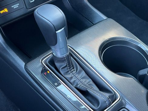 Used 2025 Honda Civic Sport image 20