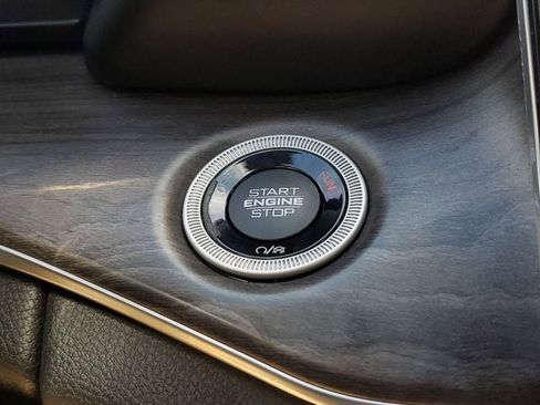 Certified 2021 Jeep Grand Cherokee L Overland w/ Luxury Tech Group IV image 34