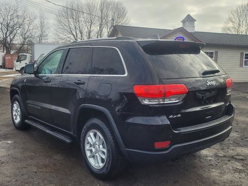 Used 2019 Jeep Grand Cherokee Laredo image 6