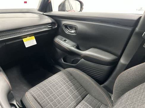 Certified 2026 Honda HR-V Sport image 13