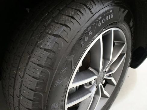 Used 2021 Jeep Grand Cherokee Overland AWD/4WD image 33