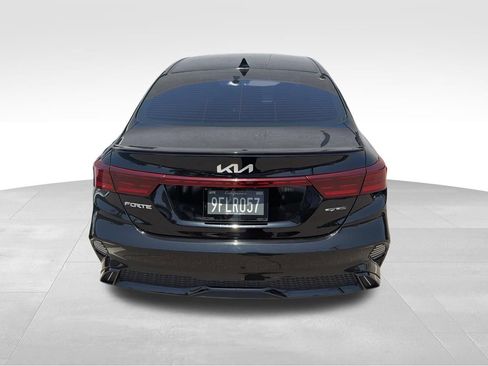 Used 2023 Kia Forte GT-Line w/ GT-Line Premium Package FWD image 4