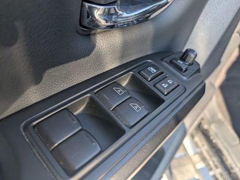 Used 2023 Nissan Titan PRO-4X w/ Pro-4x Convenience Package image 15