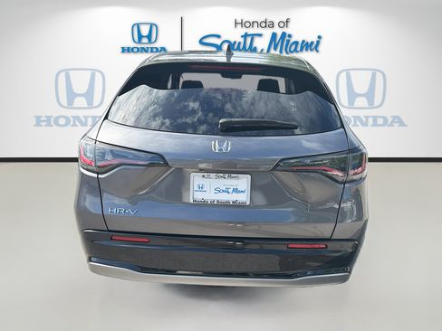 Certified 2024 Honda HR-V EX-L image 6