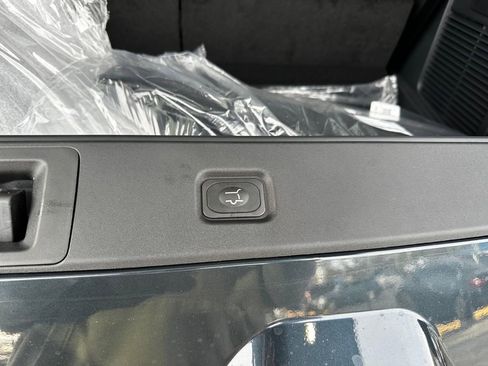 New 2026 Ford Expedition Active image 41