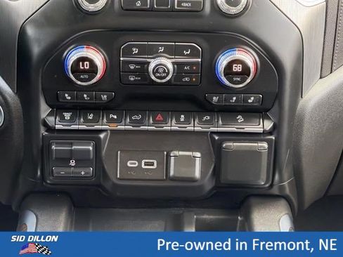 Used 2020 GMC Sierra 2500 Denali w/ Denali Ultimate Package AWD/4WD image 12