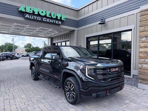 Used 2022 GMC Sierra 1500 AT4 w/ Technology Package AWD/4WD image 58