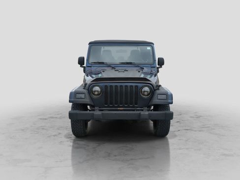 Used 2003 Jeep Wrangler X AWD/4WD image 3
