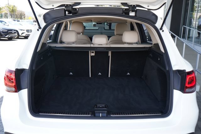 Used 2021 Mercedes-Benz GLC 300 4MATIC image 8