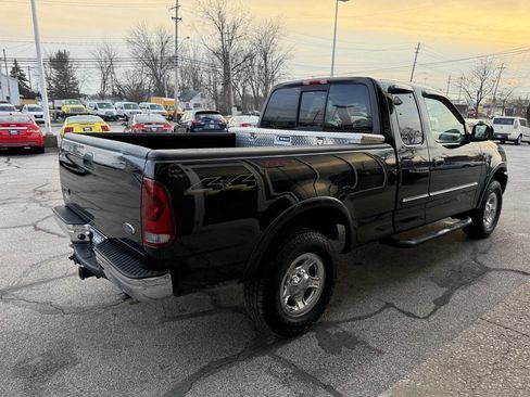 Used 2002 Ford F150 Lariat image 9