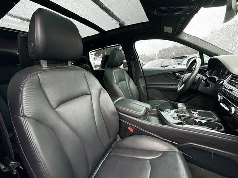 Used 2018 Audi Q7 3.0T Prestige image 34