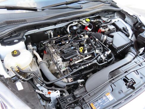 Used 2021 Ford Escape SE image 30