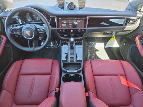 New 2026 Porsche Macan AWD/4WD image 13