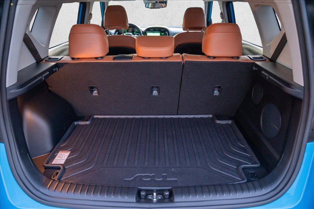 Used 2025 Kia Soul EX FWD image 24