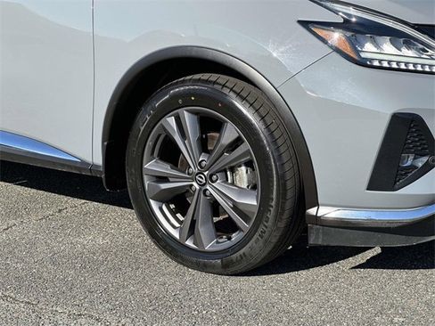 Used 2023 Nissan Murano Platinum image 9