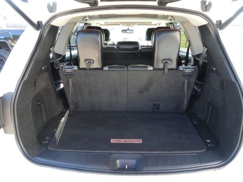 Used 2019 Nissan Pathfinder SL image 12