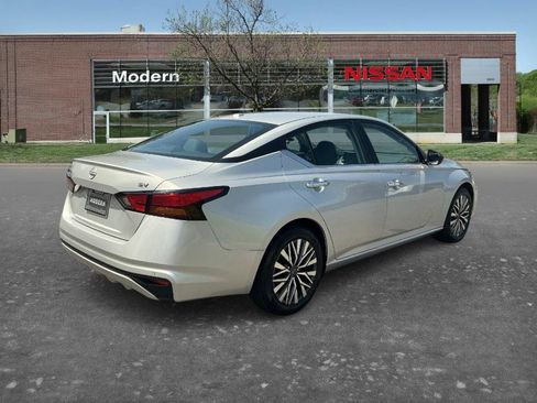 Certified 2024 Nissan Altima 2.5 SV FWD image 4