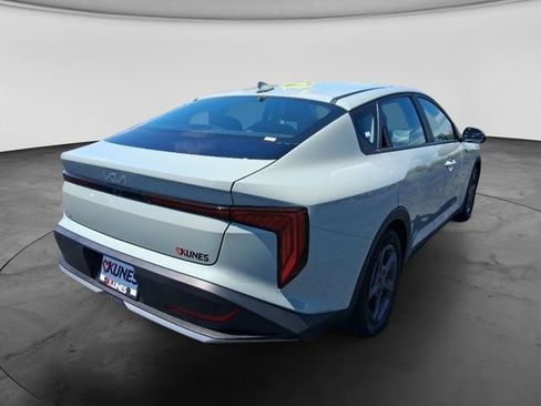Used 2025 Kia K4 FWD image 9